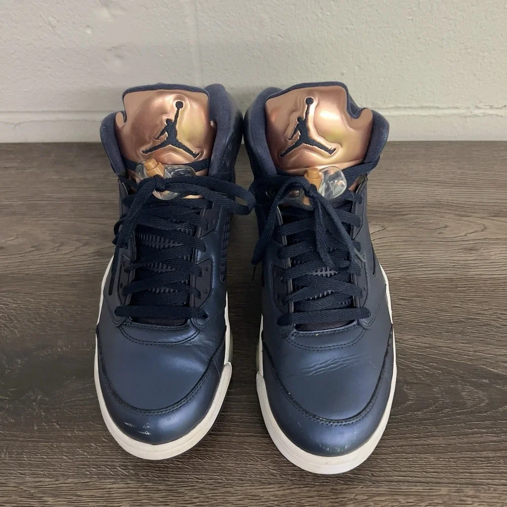 Size 10.5 - Air Jordan 5 Retro Bronze